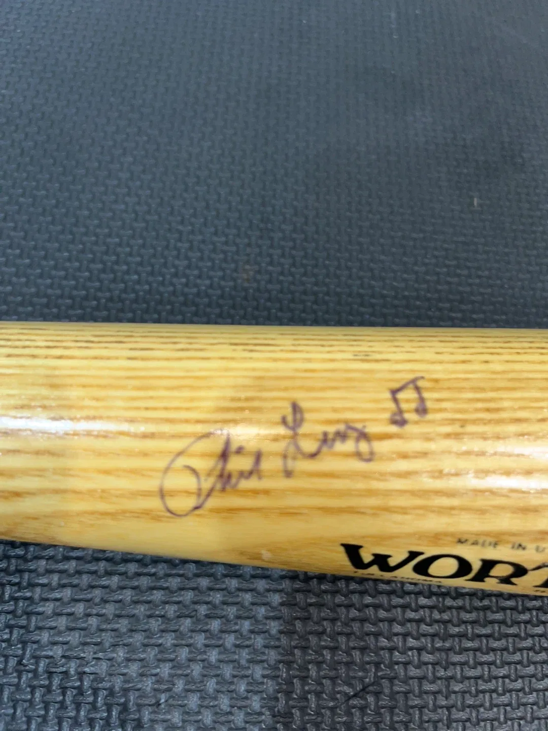 Signed Baseball Bat image indicator(4)