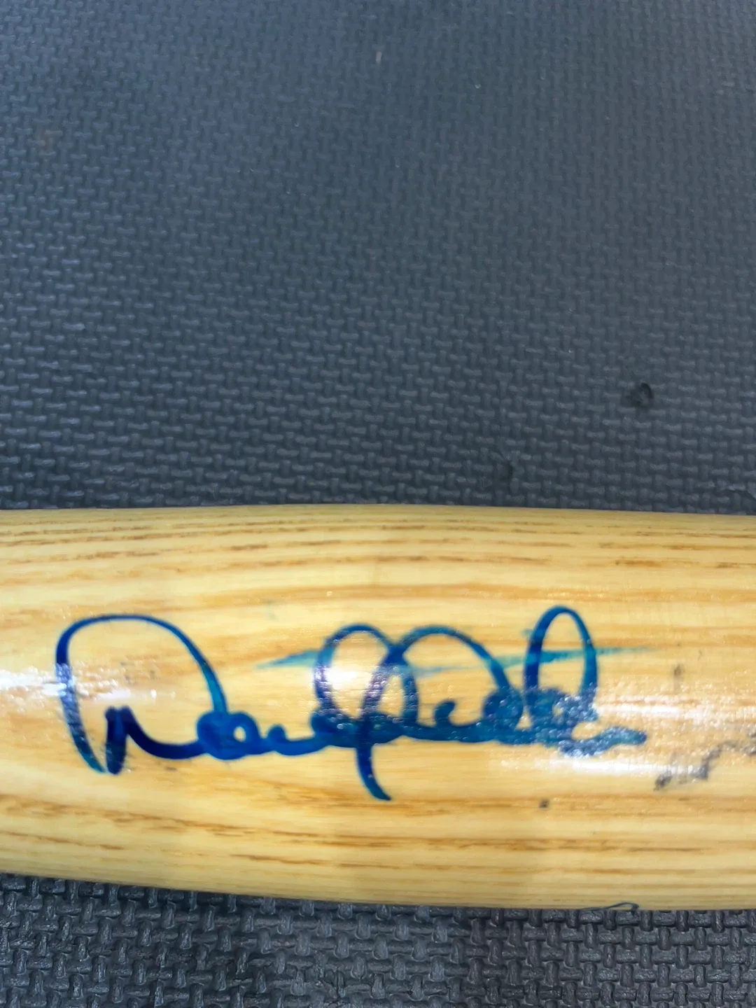 Signed Baseball Bat image indicator(6)