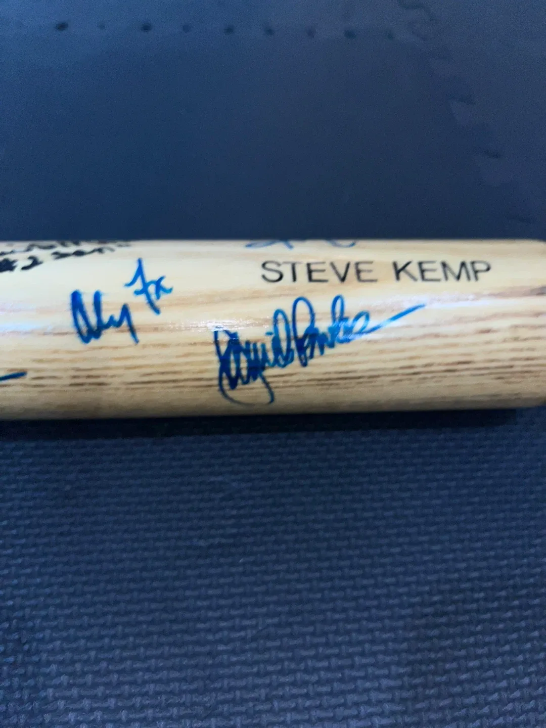 Signed Baseball Bat image indicator(10)