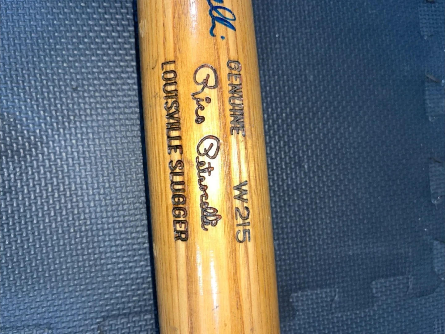 Louisville Slugger Signed by Rico Petrocelli image indicator(3)