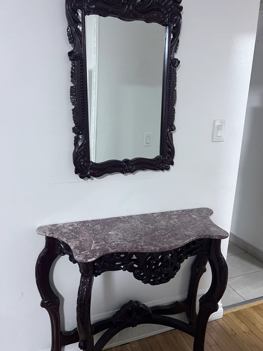 Antique Style Marble Top Entryway Table & Mirror - photo 4