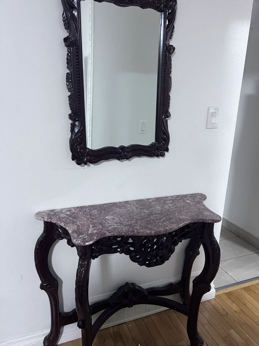 Antique Style Marble Top Entryway Table & Mirror