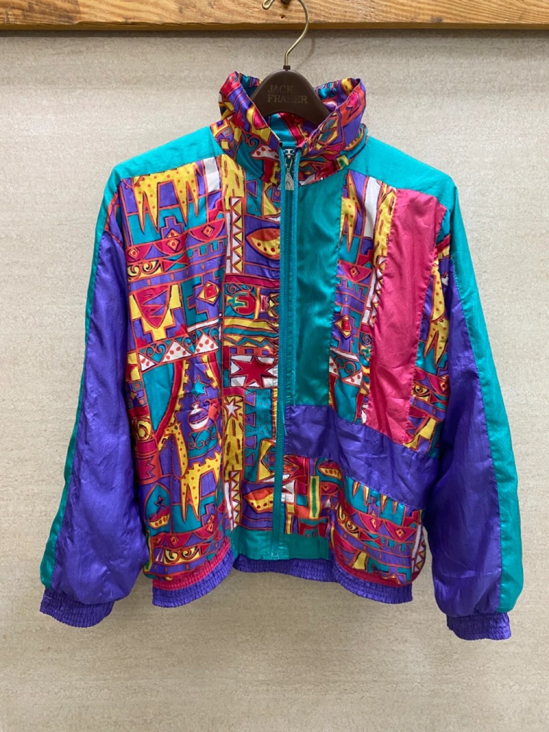 Vintage Casual Isle Windbreaker - Size S
