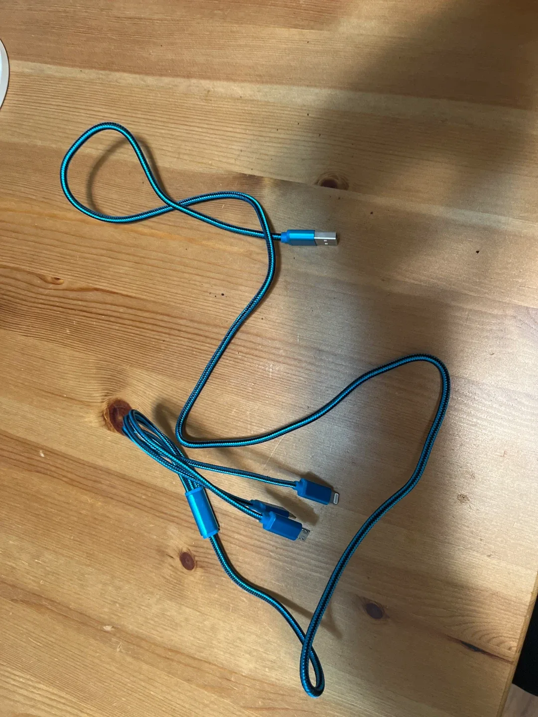 Blue Multi-Connector Charging Cable 🥕