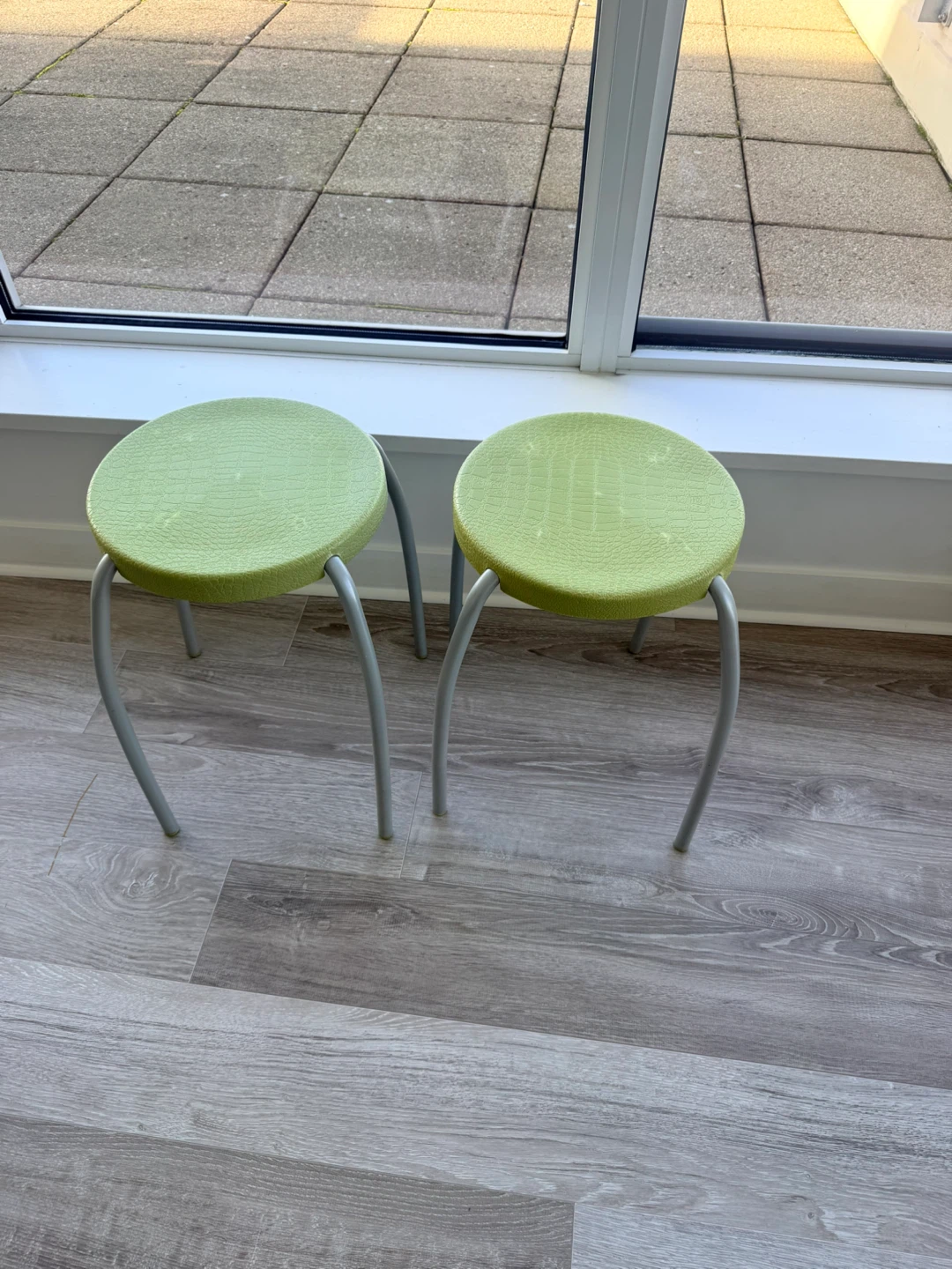 $2 for 2 Ikea stools