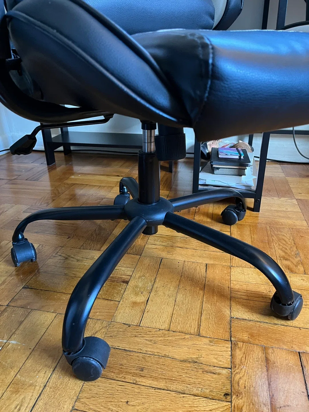 ‼️Moving Sale‼️Gaming Chair image indicator(6)