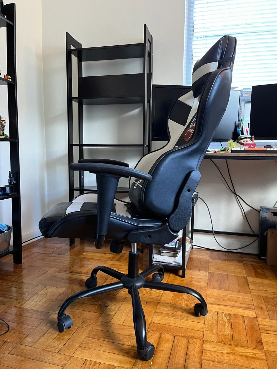 ‼️Moving Sale‼️Gaming Chair image indicator(2)