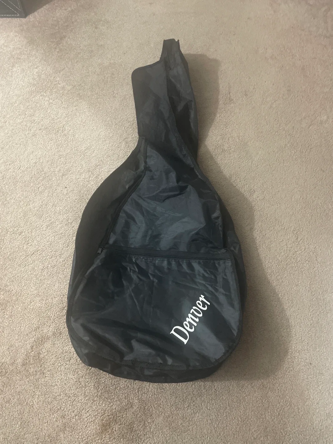 Denver Acoustic Guitar with Case & Stand image indicator(4)