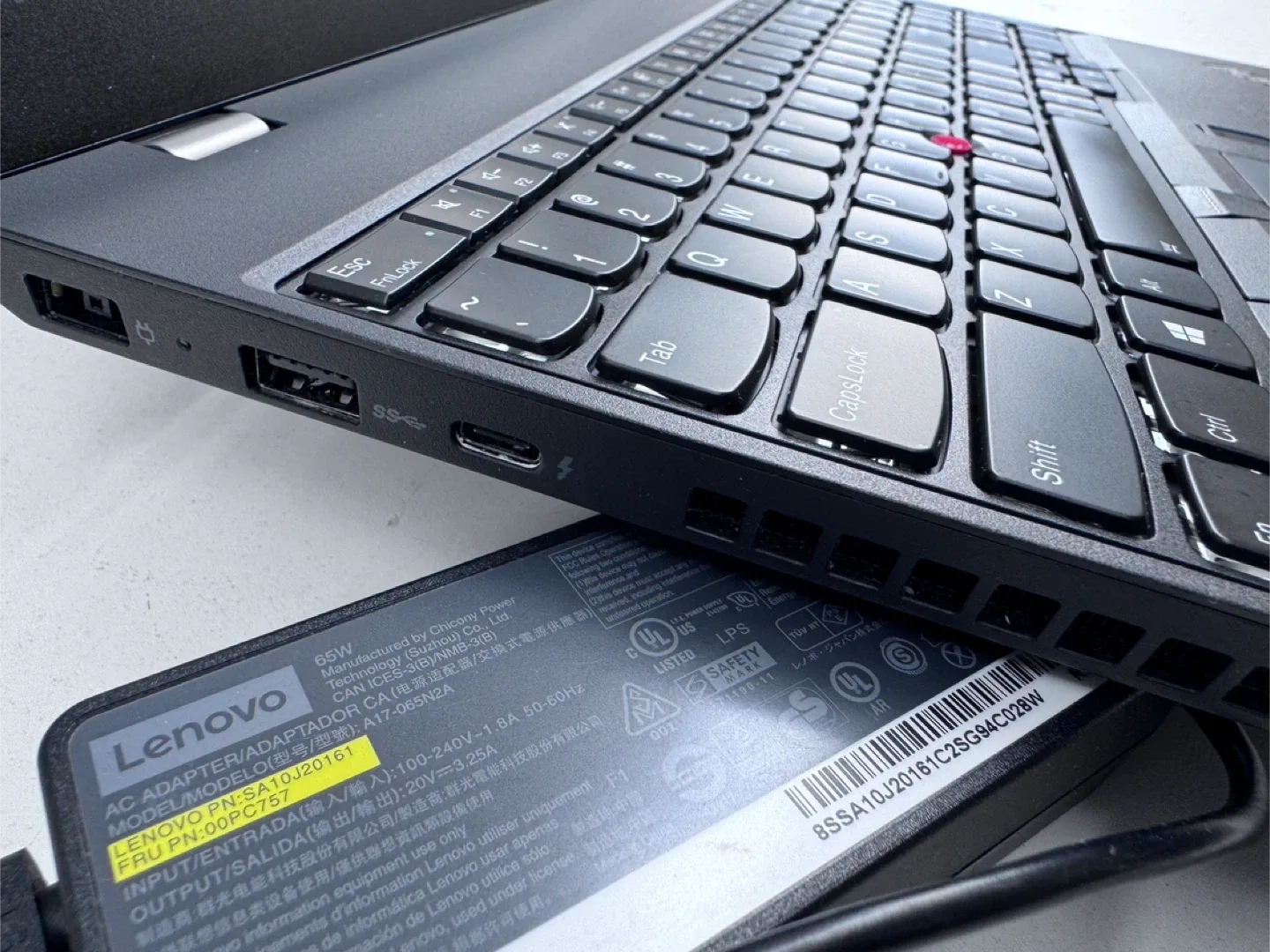 Lenovo T570 I7-7th. 16/256GB. Win 11. 15.6" image indicator(5)