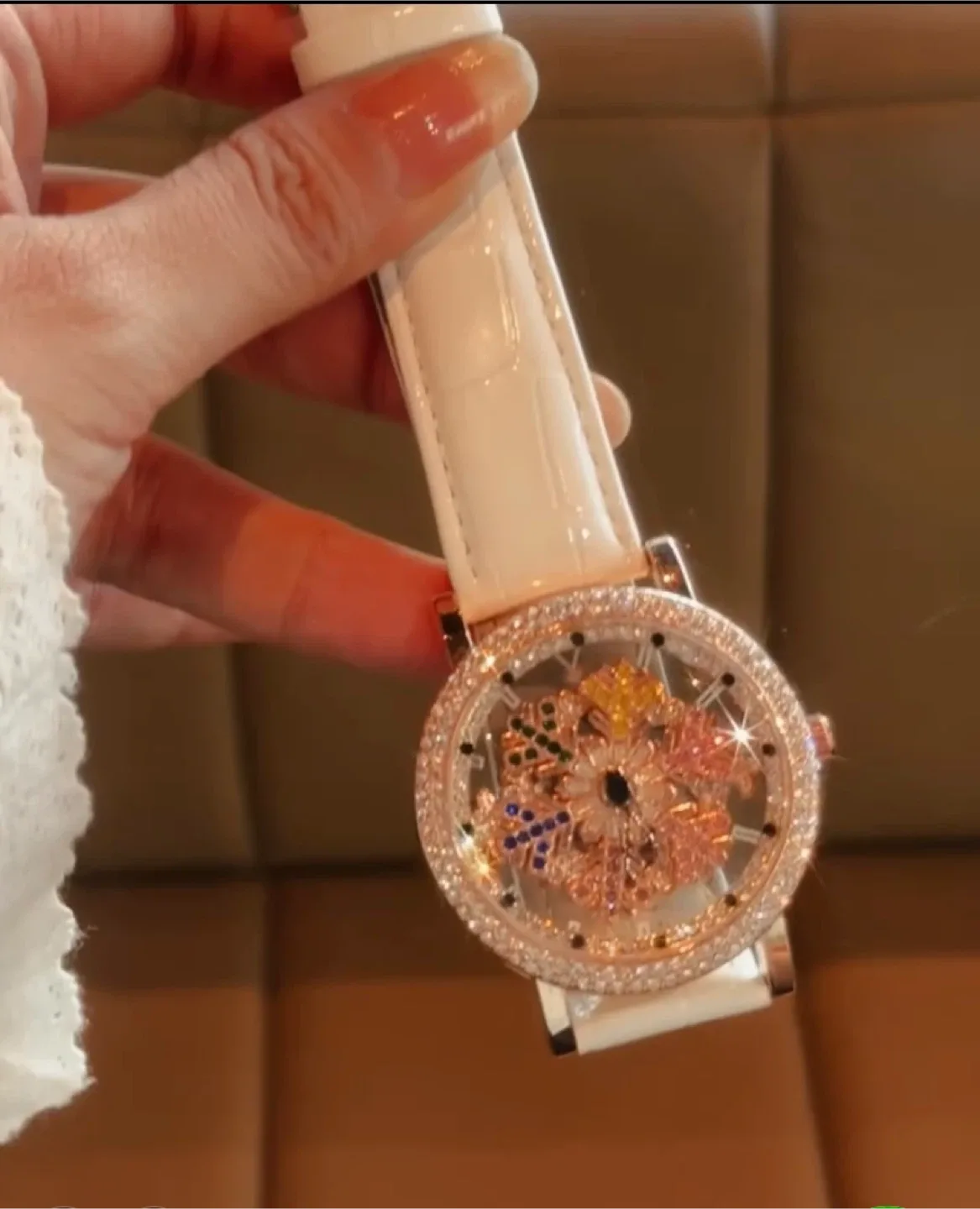 Women's Crystal Accented Fashion Watch image indicator(5)