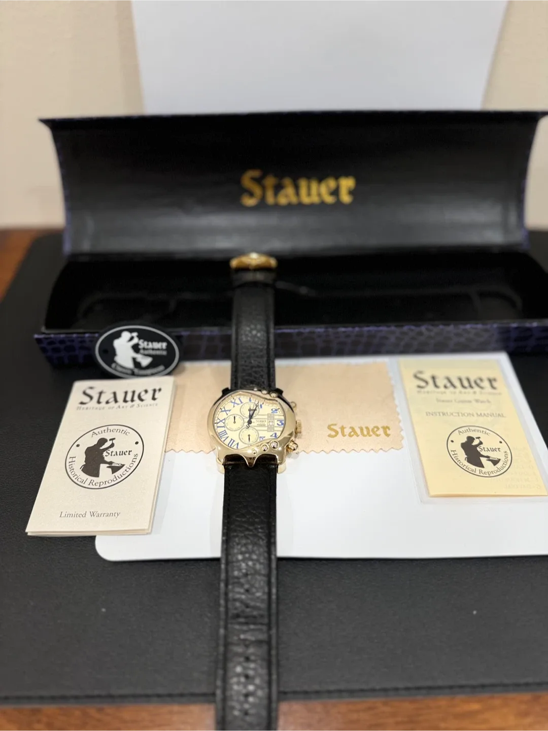 Stauer Graves Gold-Tone Wristwatch with Box image indicator(4)