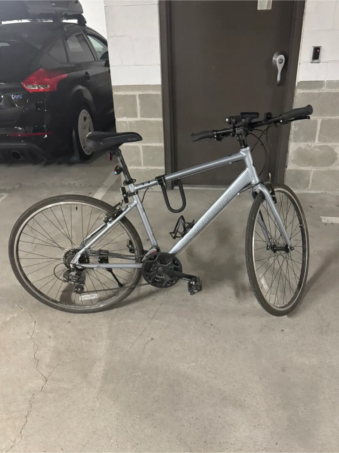 Diamondback Lachine 1 -  Bike Silver Large image indicator(2)