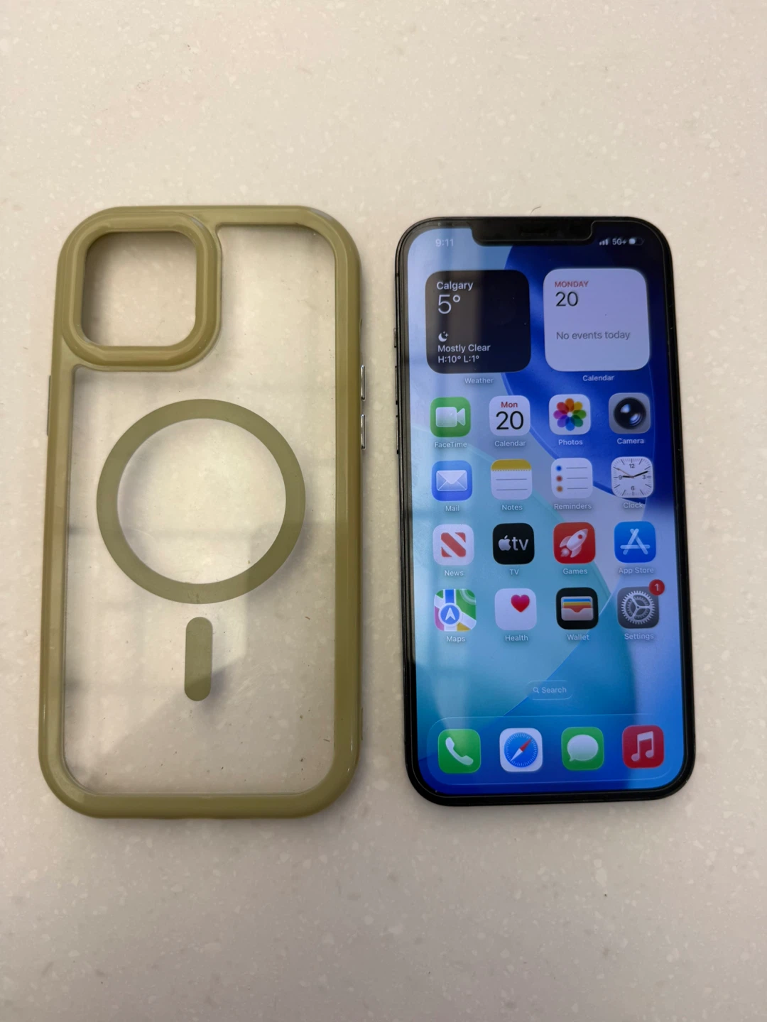 iPhone 12 Pro Max 128gb & Case perfect condition