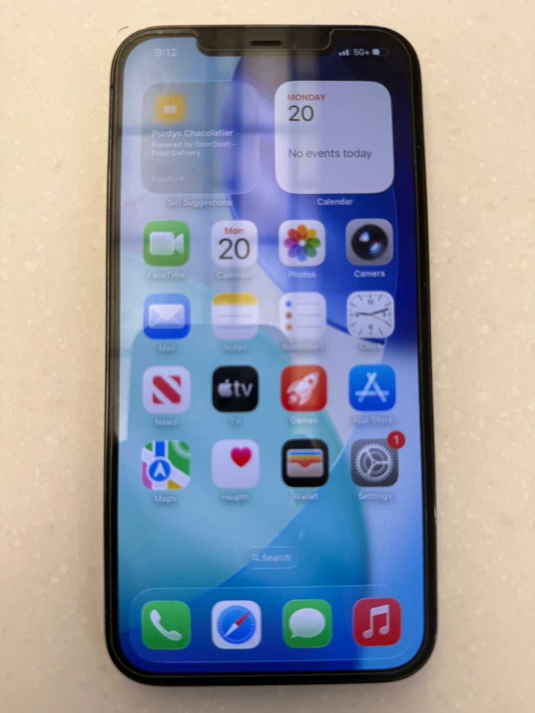 iPhone 12 Pro Max 128gb & Case perfect condition - photo 3