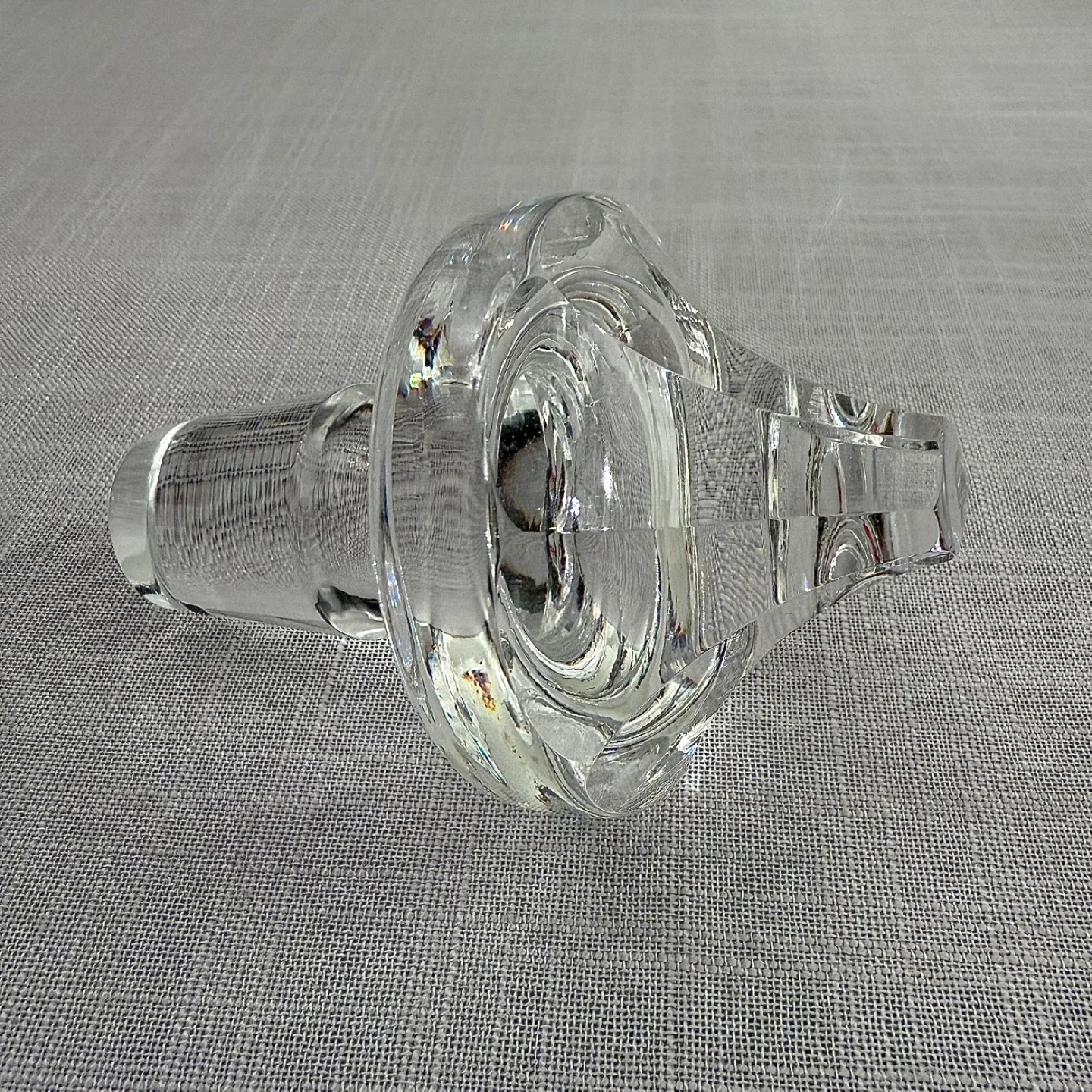 Large Waterford crystal decanter + stopper image indicator(2)