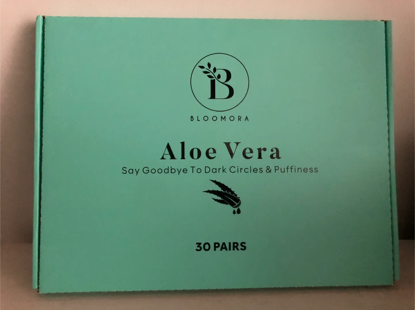SEALED Box of Aloe Under Eye Patches-30 Pairs thumbnail