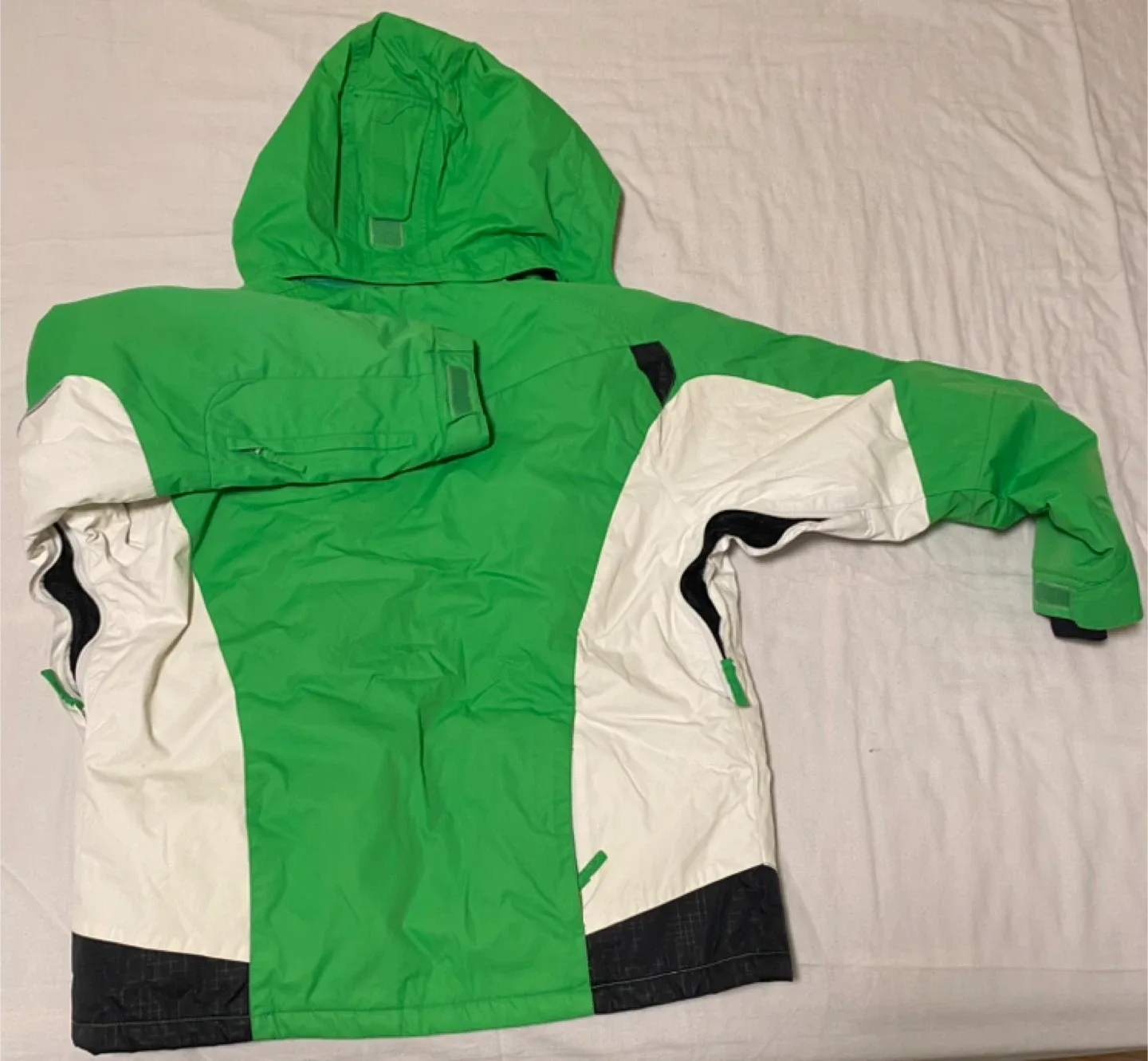 Karbon Green Ski Jacket image indicator(3)