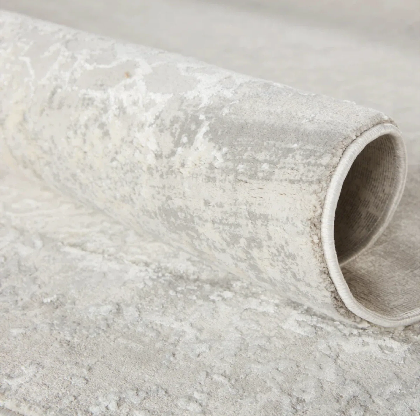 Etta Avenue Journi Damask Indoor Rug image indicator(3)