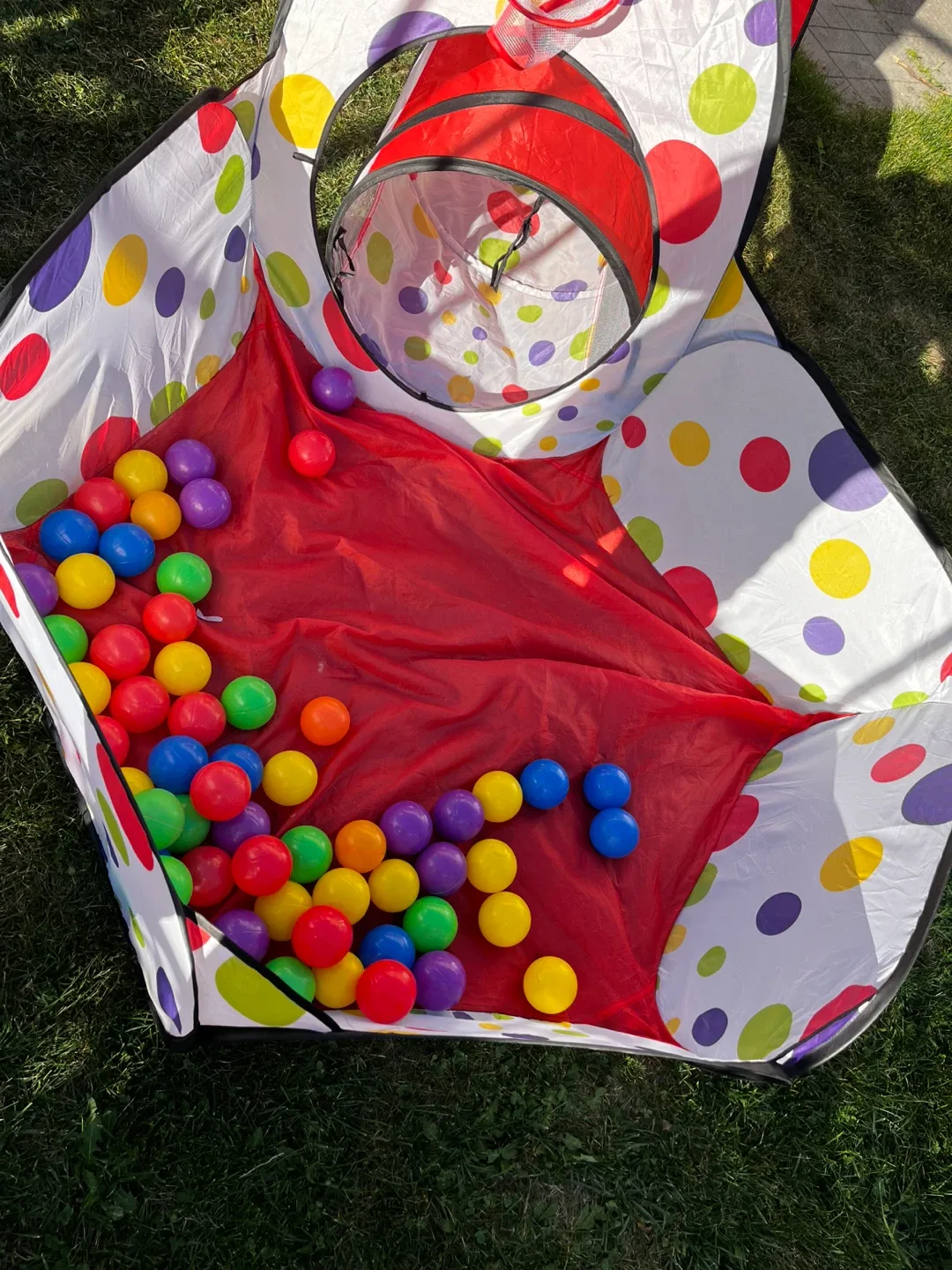 Kids Play Tent with Tunnel and Ball Pit image indicator(4)