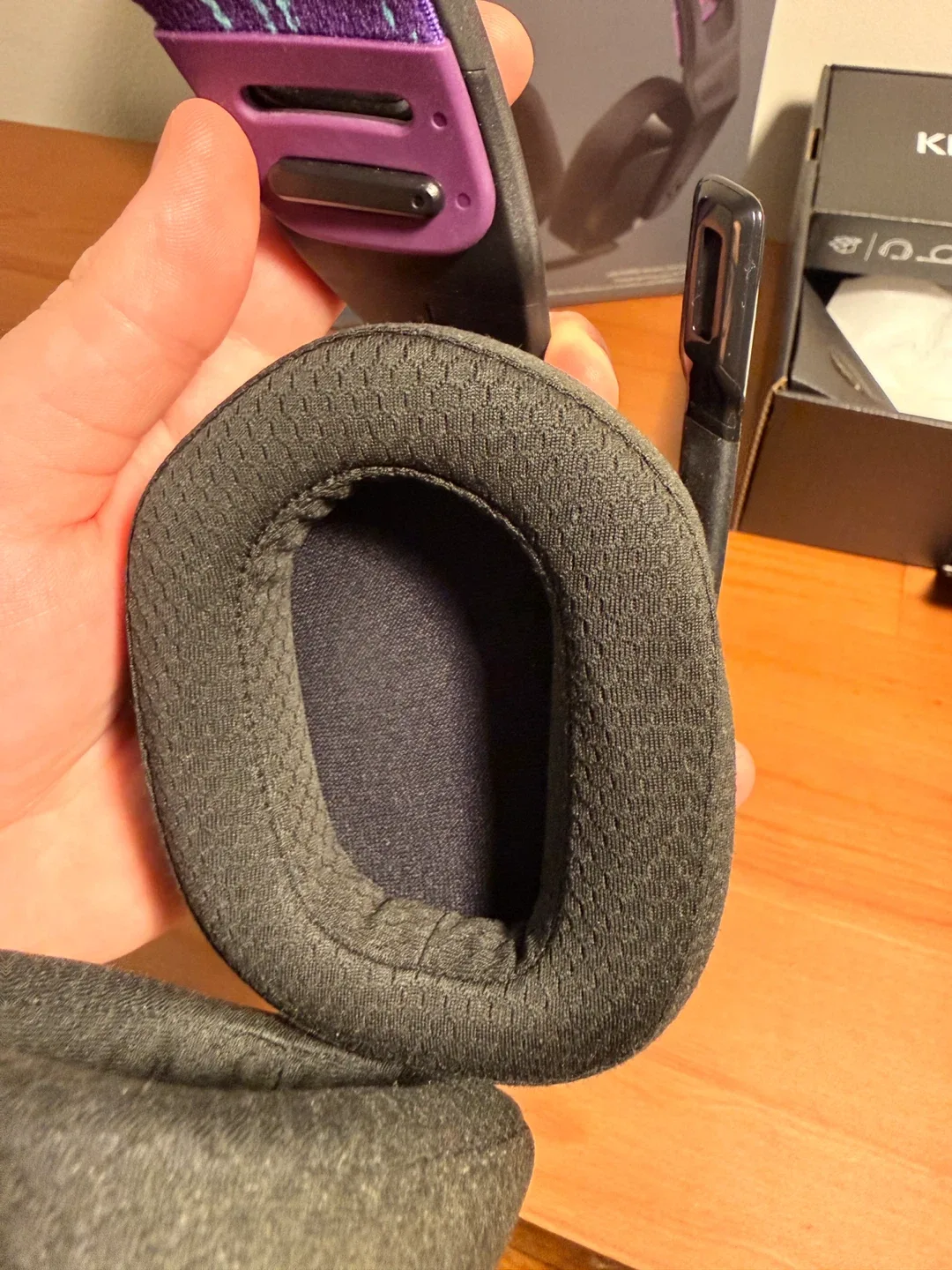 ‼️Moving Sale‼️Logitech G535 Wireless Gaming Headset image indicator(6)