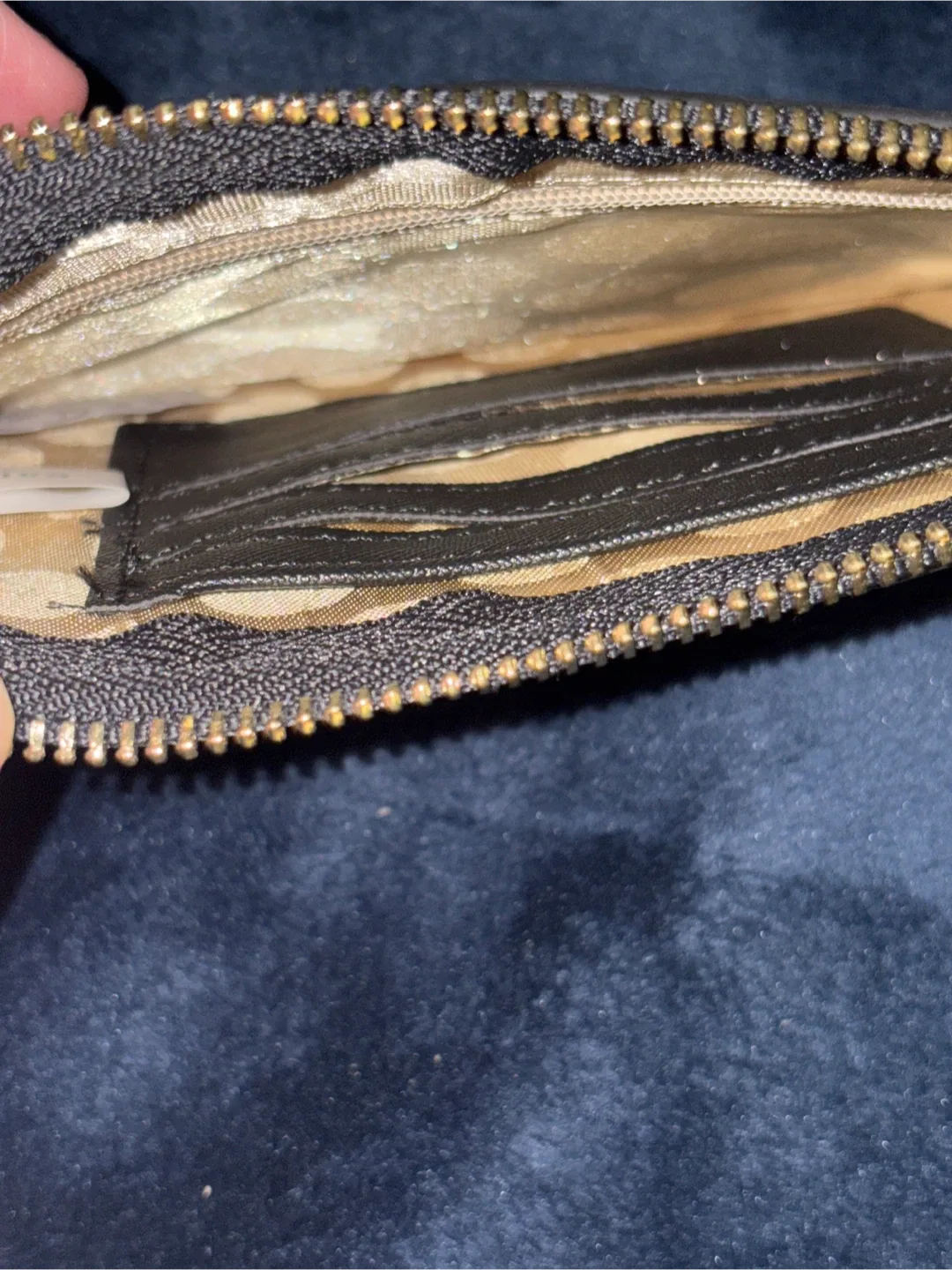 Kate Spade Black Wristlet Wallet - Like New! image indicator(3)