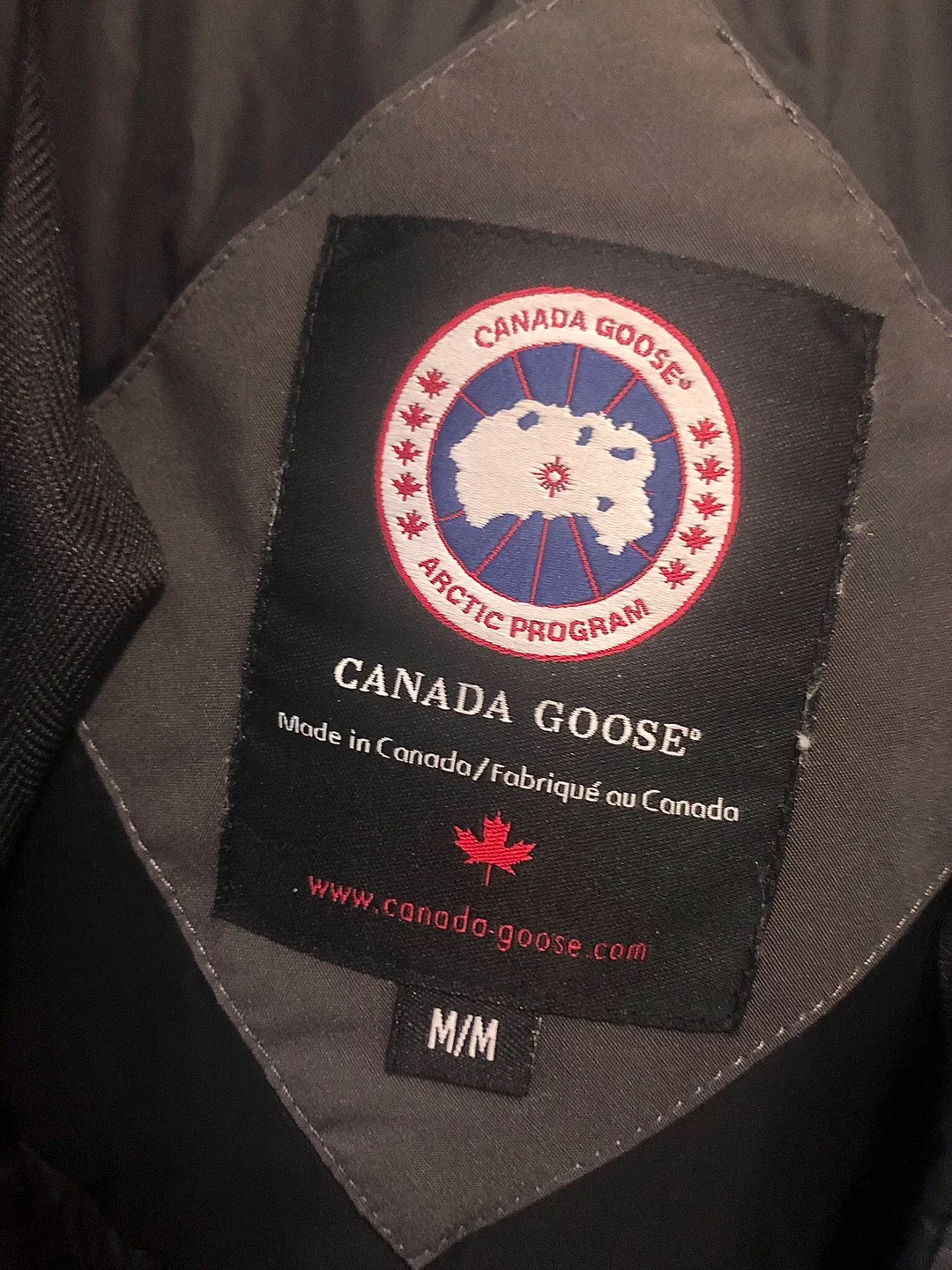 Canada Goose Parka - Size M/M image indicator(4)