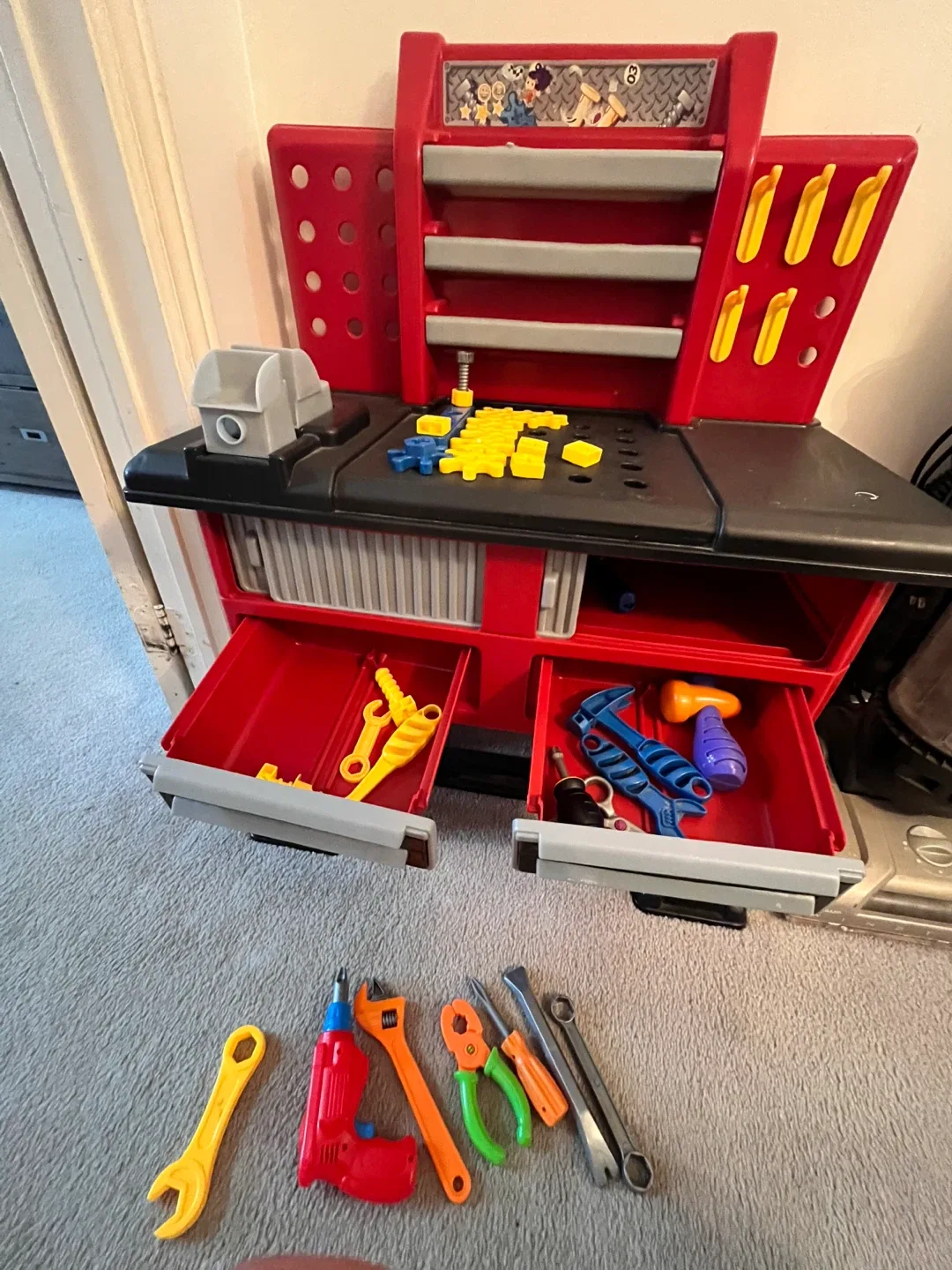 Kids Tool Bench Playset image indicator(3)