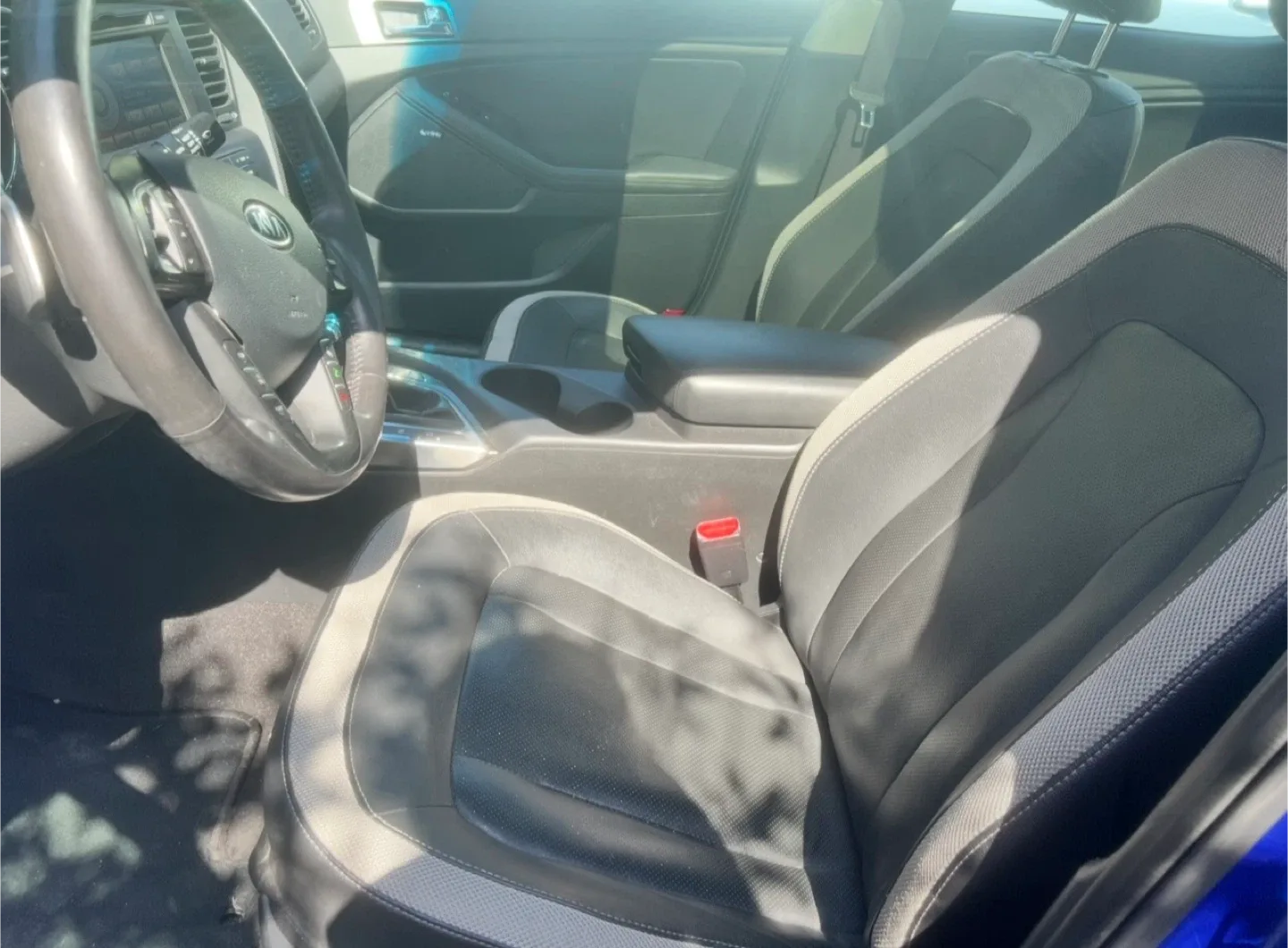 Kia Optima Blue Sedan image indicator(6)