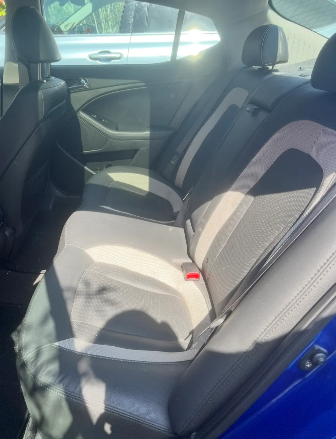 Kia Optima Blue Sedan image indicator(8)