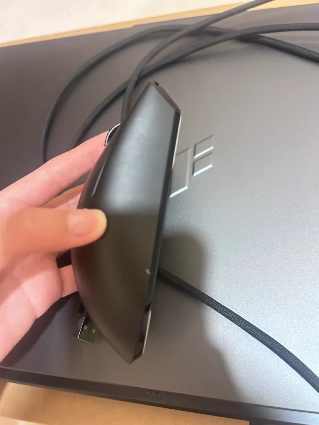 ASUS TUF Gaming F17 Laptop + Razer Viper V3 Pro mouse image indicator(5)