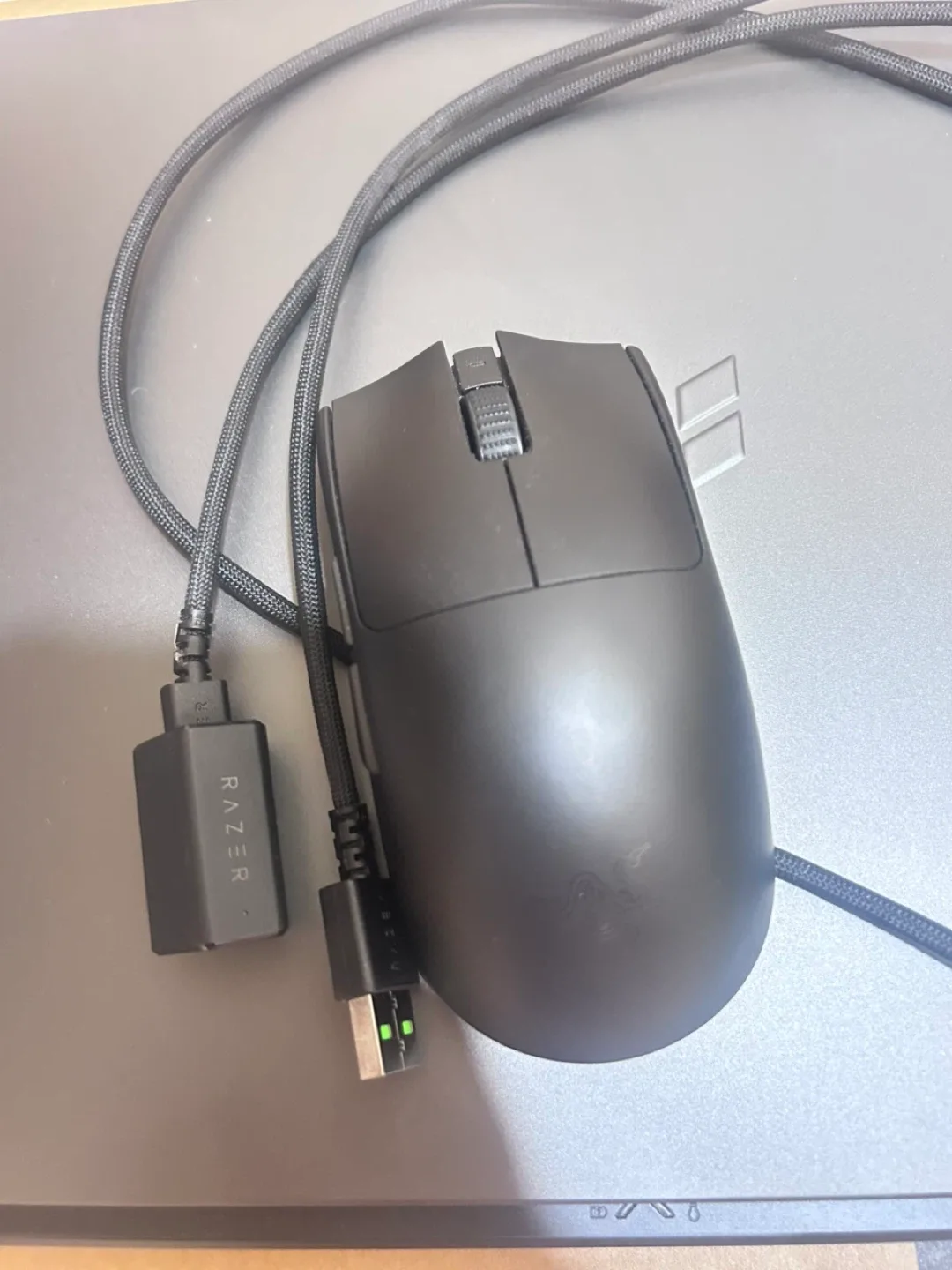 ASUS TUF Gaming F17 Laptop + Razer Viper V3 Pro mouse image indicator(4)