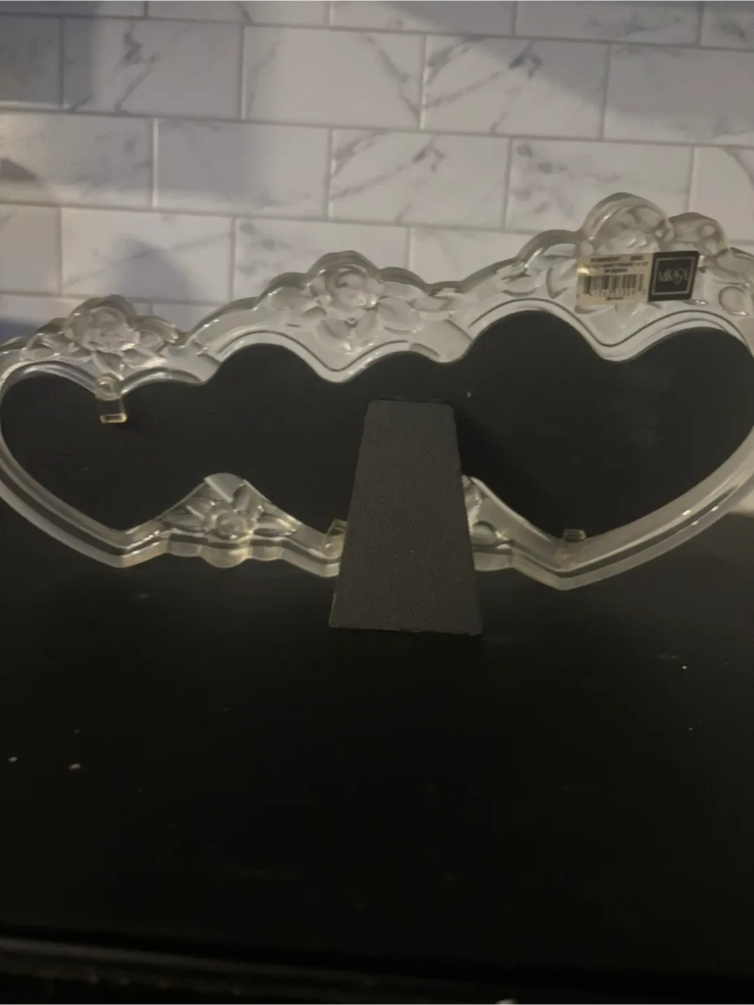 Mikasa Rosemont Triple Heart Frame 14 1/2" image indicator(2)