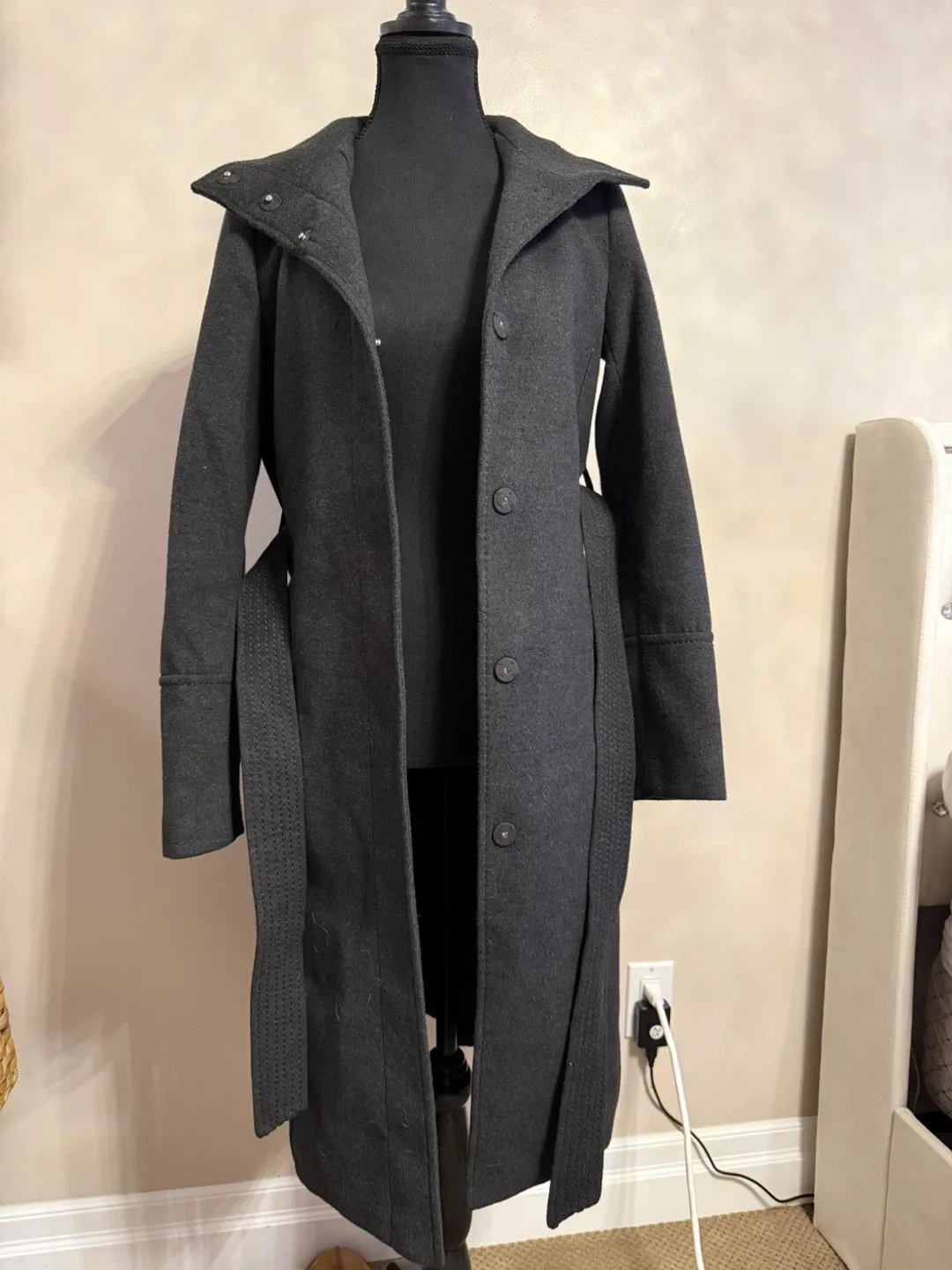 H&M Grey Wool Blend Coat image indicator(2)