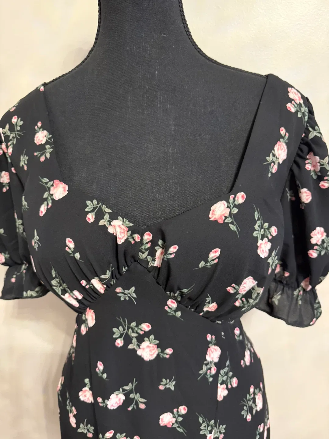 Floral Maxi Dress image indicator(2)