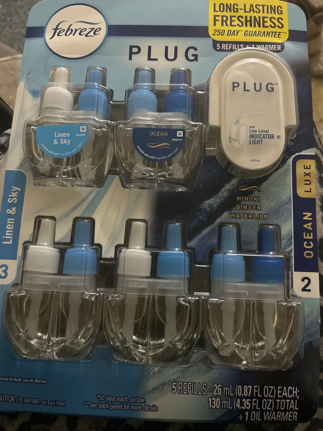 Febreze Plug 5 Refills + 1 Warmer image indicator(4)