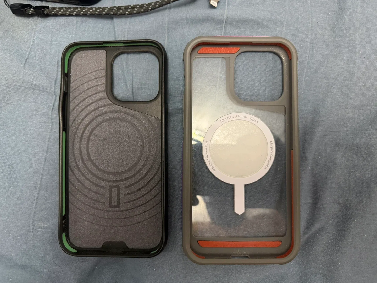 3 iPhone 14 Pro Max Cases + Accessories image indicator(2)