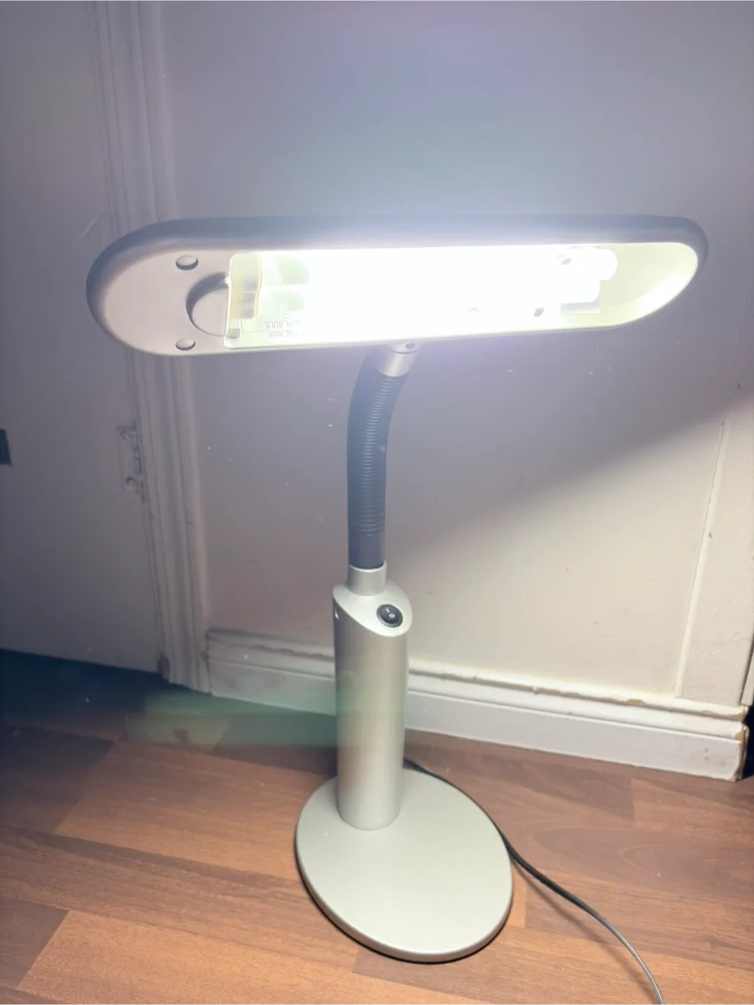 Silver Desk Lamp image indicator(3)