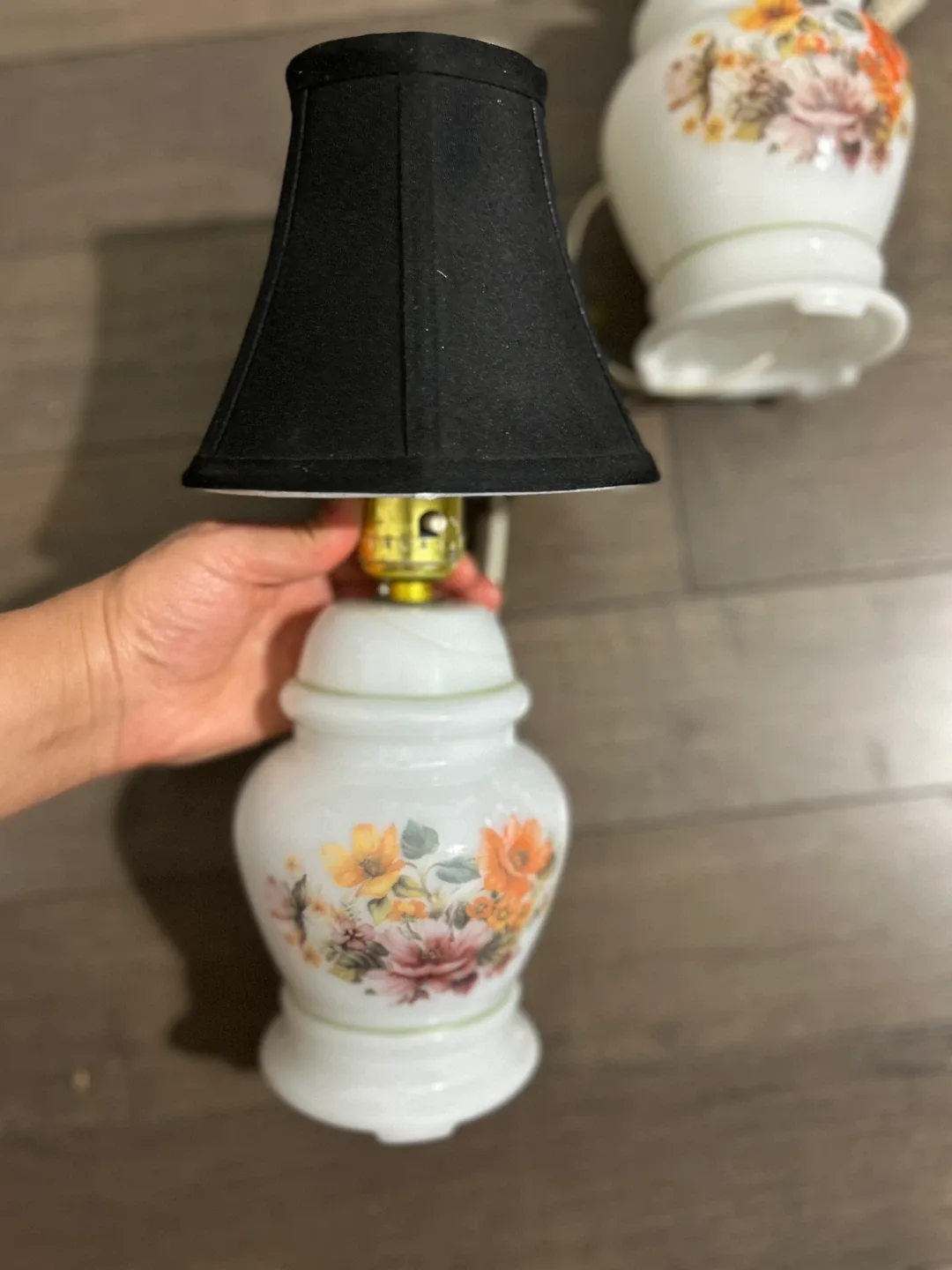 Floral Accent Lamps - Set of 2 image indicator(2)