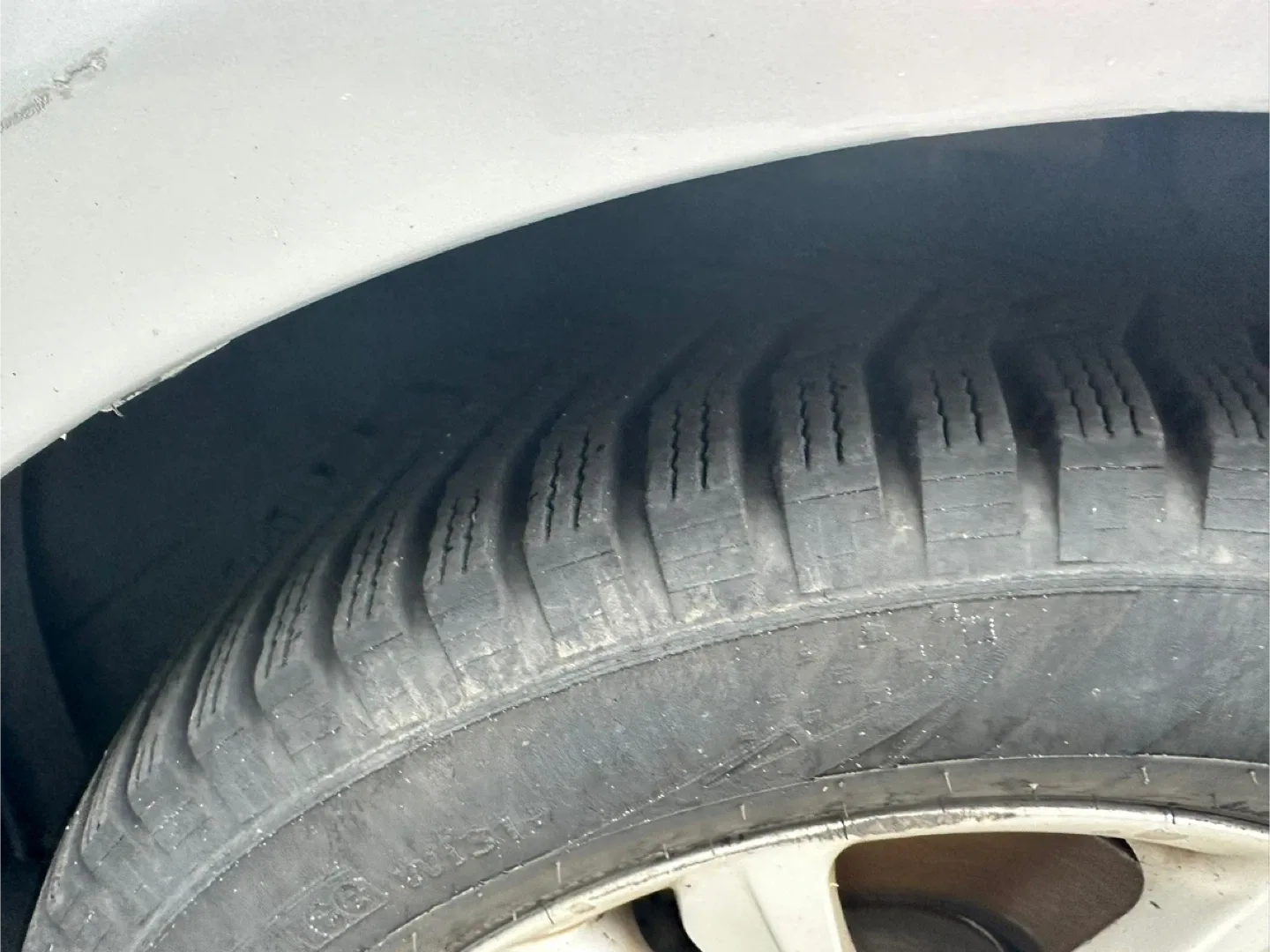 Hyundai Sonata - Silver Sedan image indicator(8)