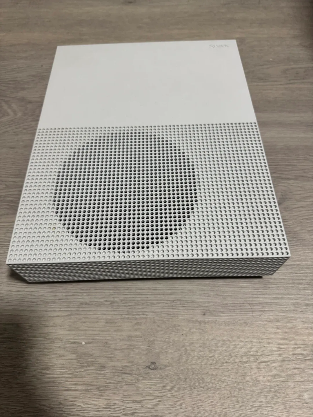 Xbox One S Console image indicator(4)