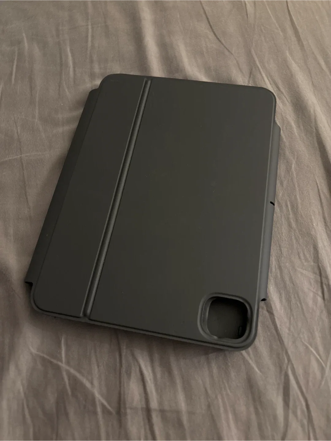 Keyboard case for iPad Pro 11 inch, M4-M5 keyboard image indicator(5)