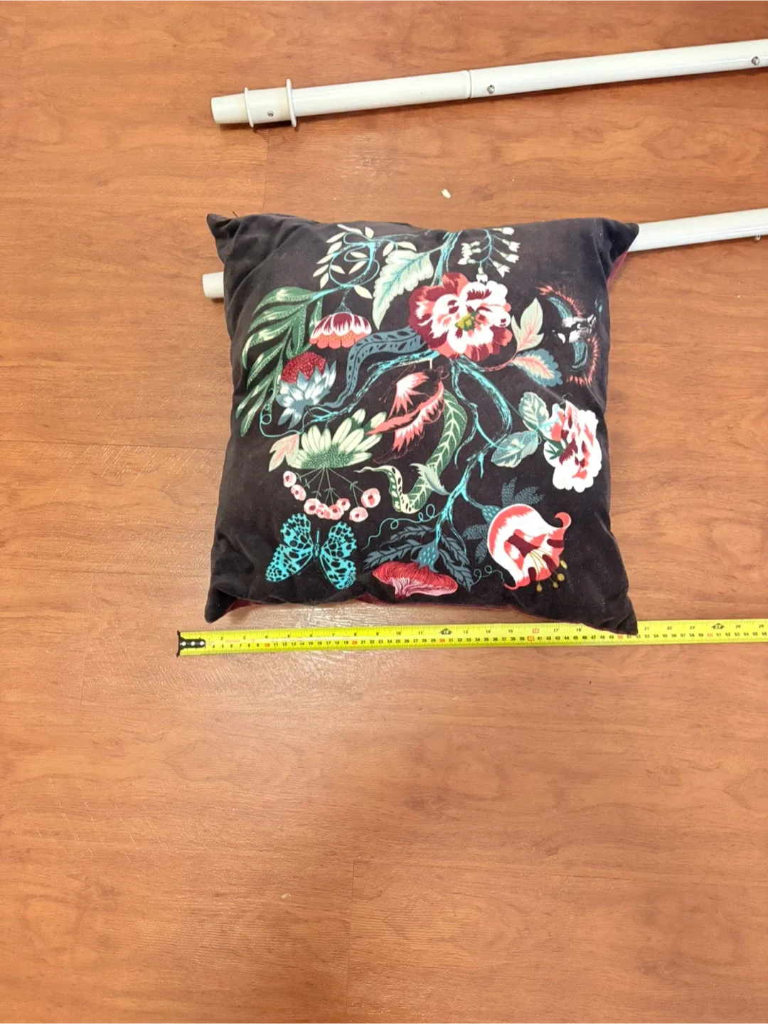 Floral Decorative Pillow thumbnail