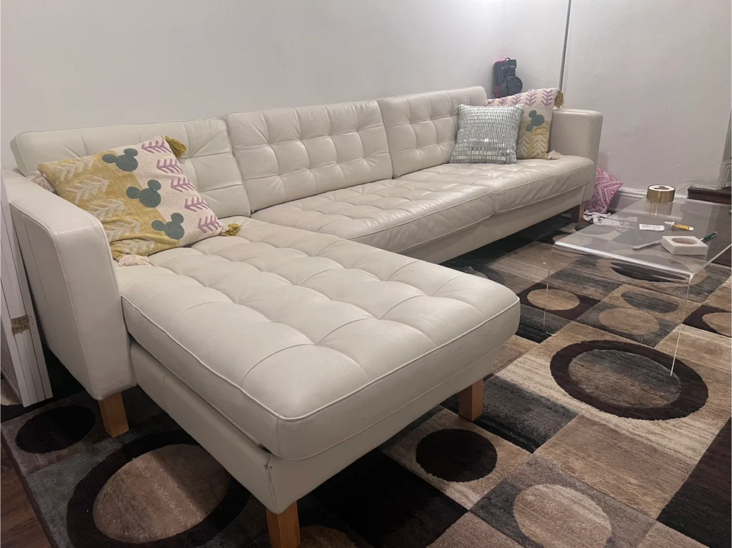 White Leather Sectional Sofa with Chaise image indicator(2)