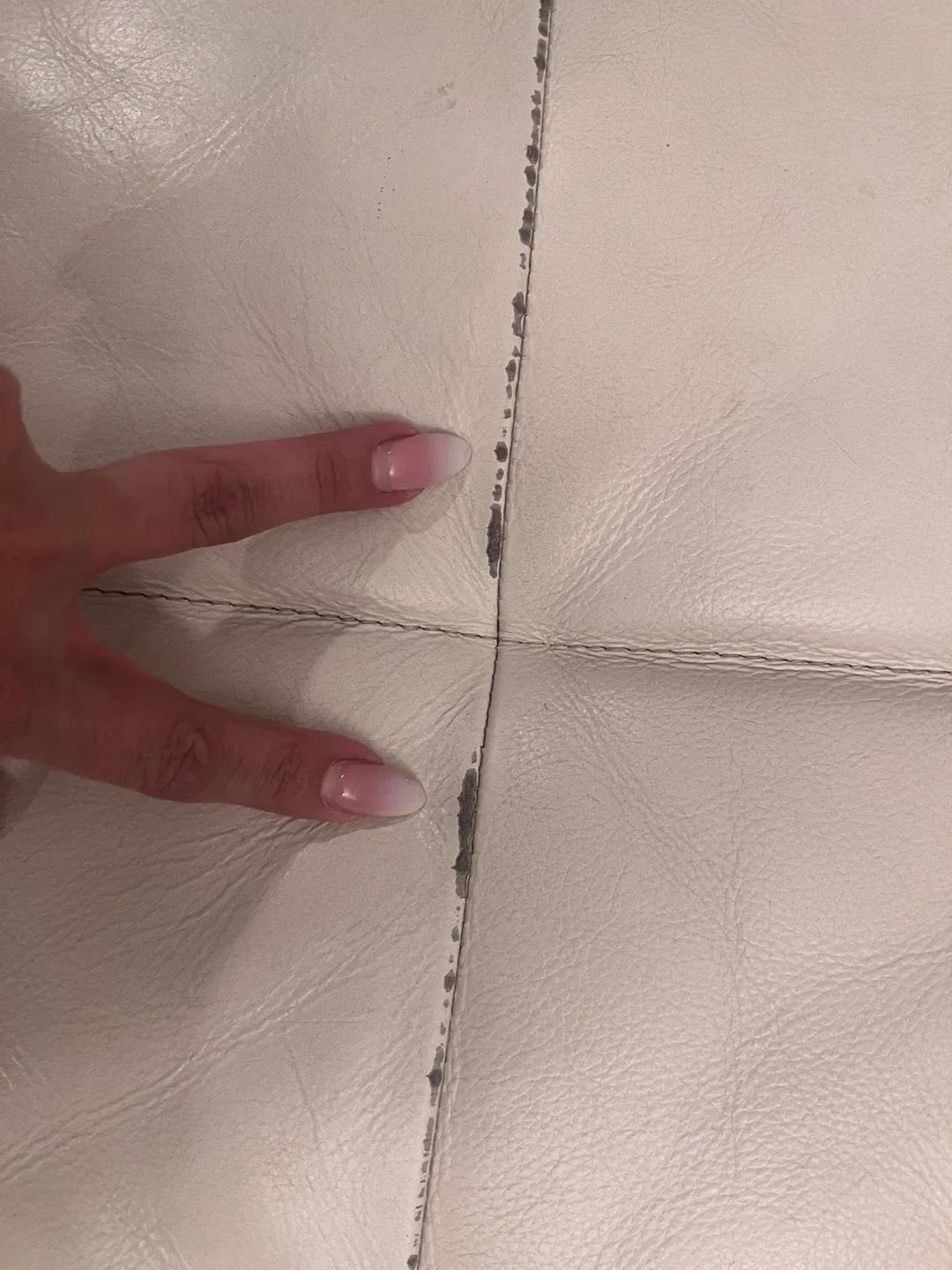 White Leather Sectional Sofa with Chaise image indicator(6)