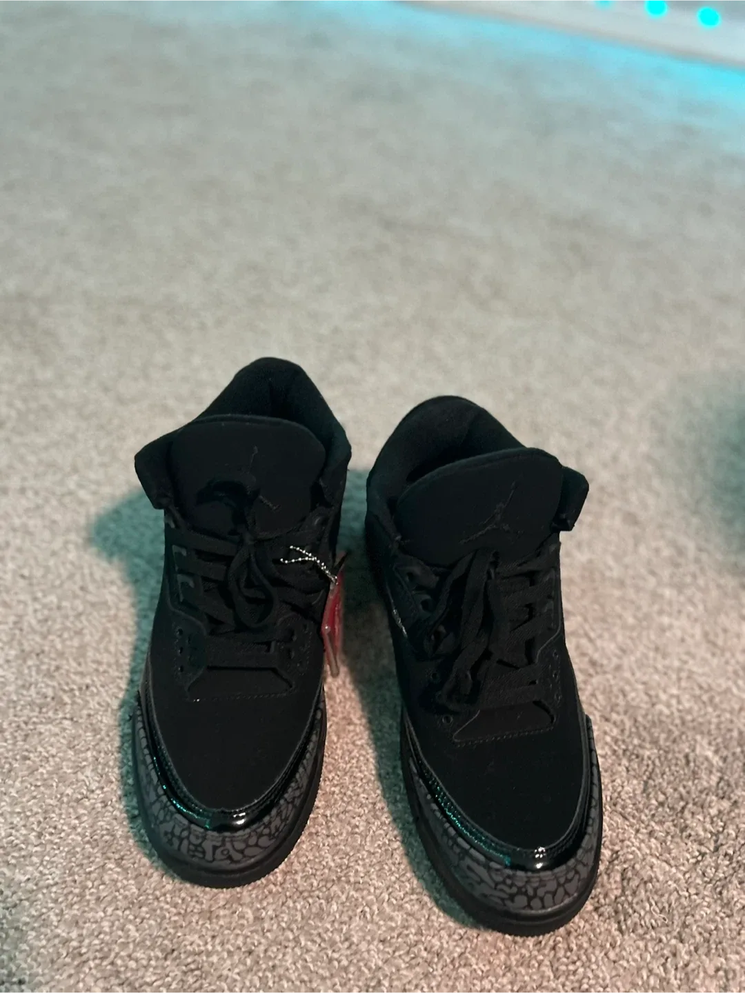 Nike Air Jordan 3 Retro Black Cat image indicator(7)