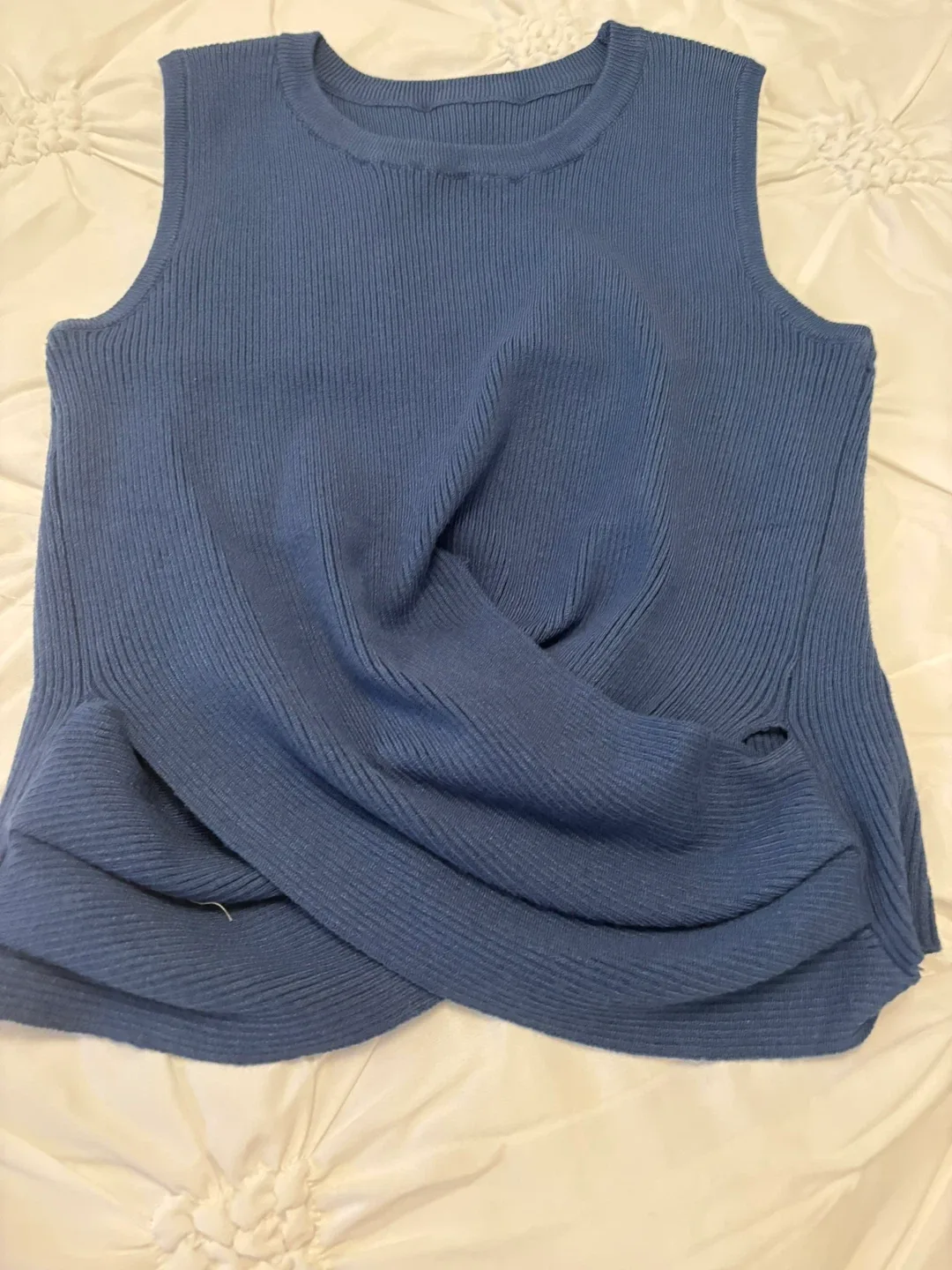 Twist Front Sleeveless Knit Top Bundle - Size Small image indicator(4)