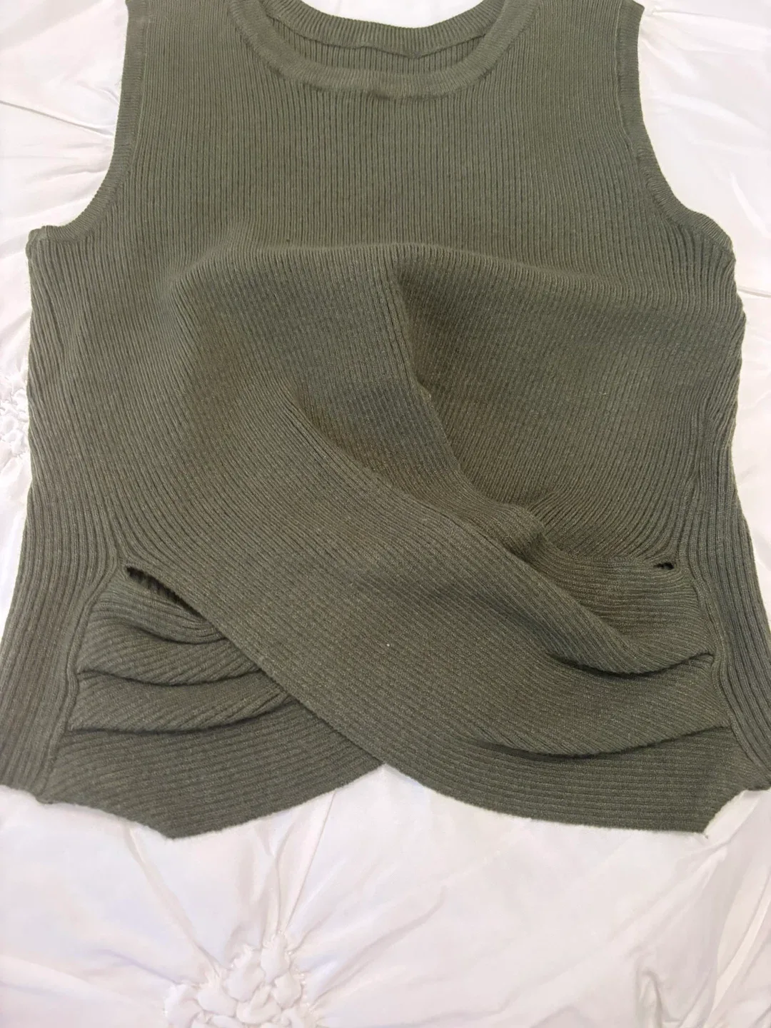 Twist Front Sleeveless Knit Top Bundle - Size Small image indicator(3)