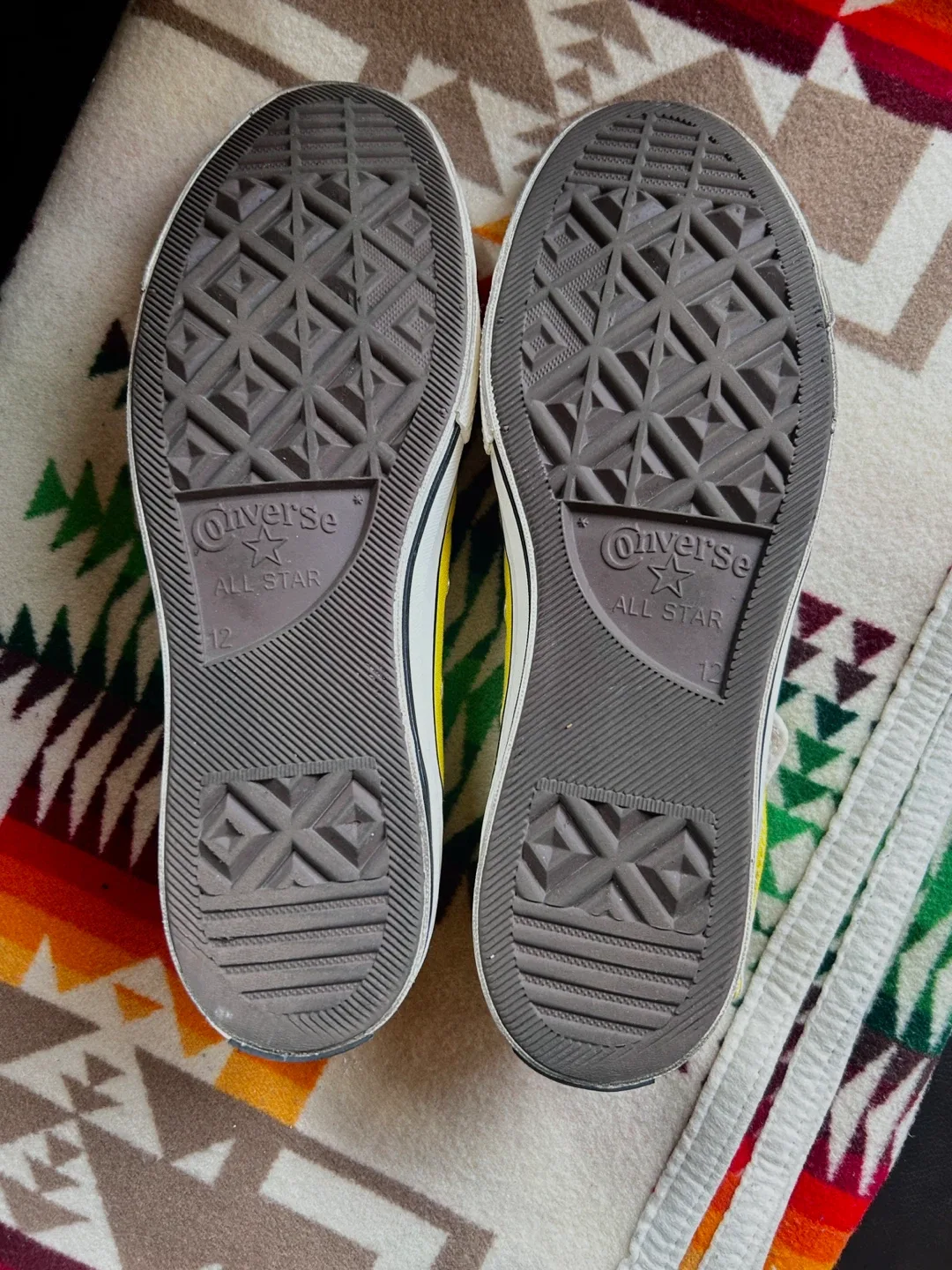 Converse Chuck Taylor All Star 70s Hi Yellow Size 12 image indicator(3)