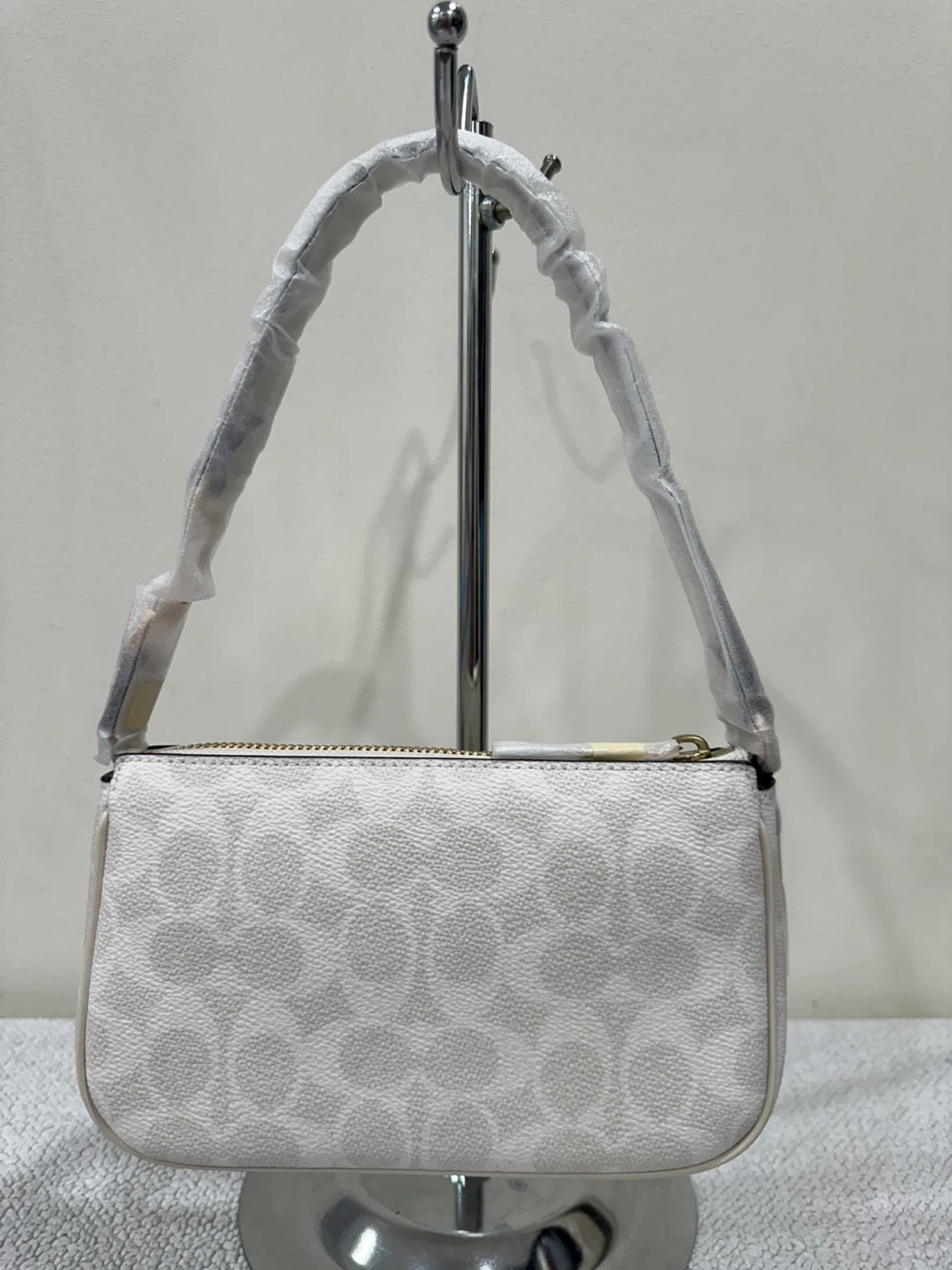 Brand New Coach Nolita 19 - photo 3