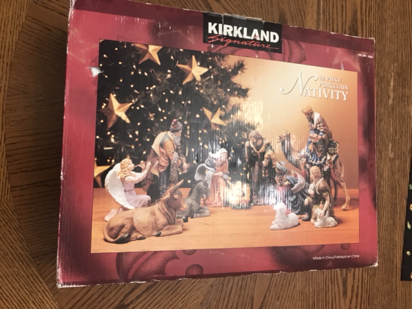 Kirkland Signature 12-Piece Porcelain Nativity Set